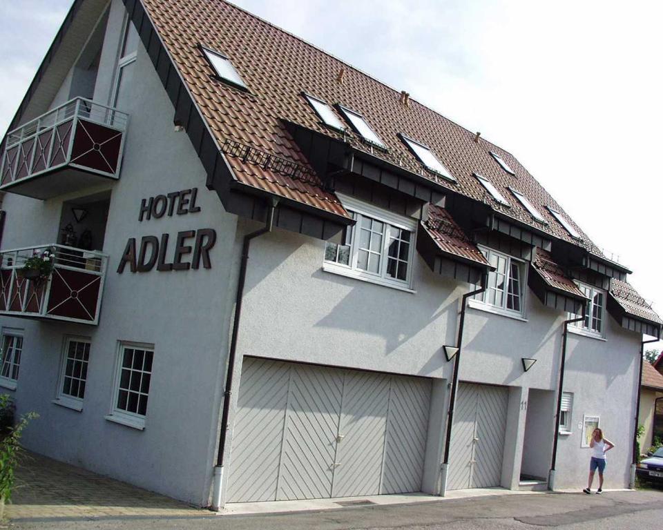 באד ראפנאו Adler Gaststube Hotel Biergarten מראה חיצוני תמונה